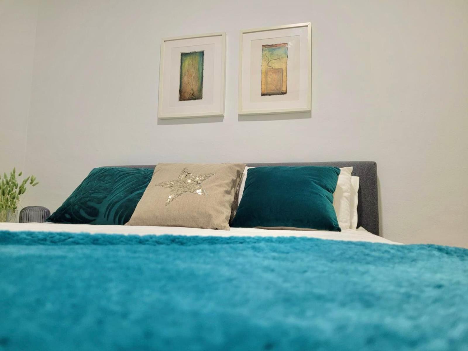 Barcelona Chic Apartments- Free Parking - 10 Min From Bcn City Centre By Metro Exterior foto
